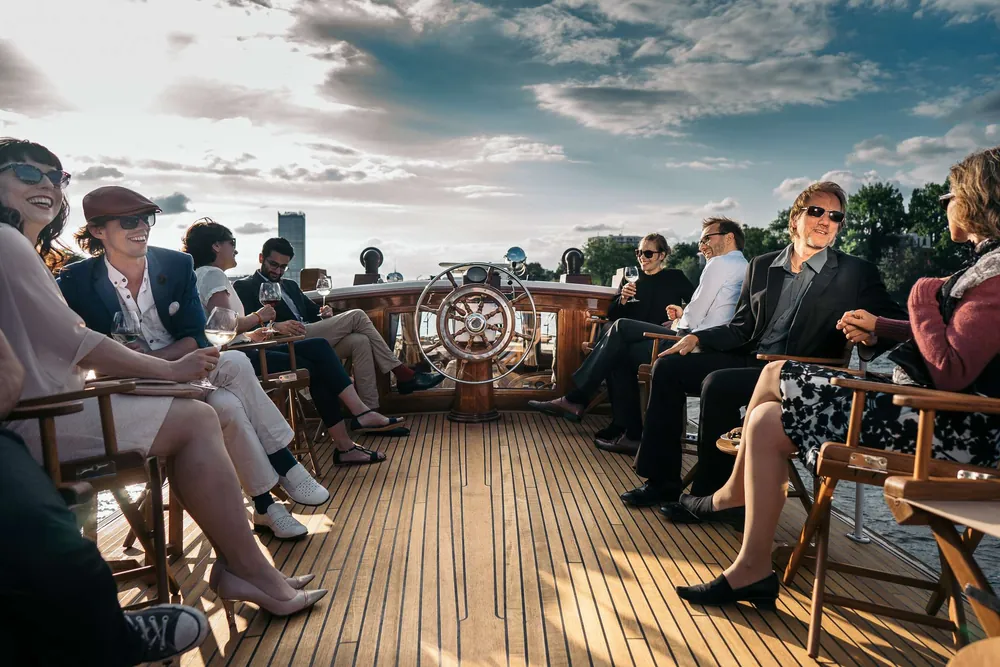 Evening yacht cruise on the Berlin Spree — photo 5