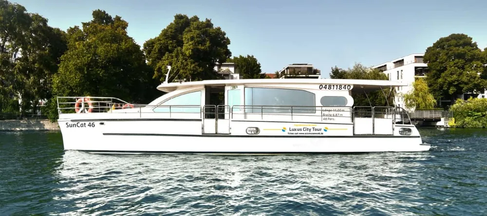Solar-powered sunset catamaran cruise in Berlin — photo 5